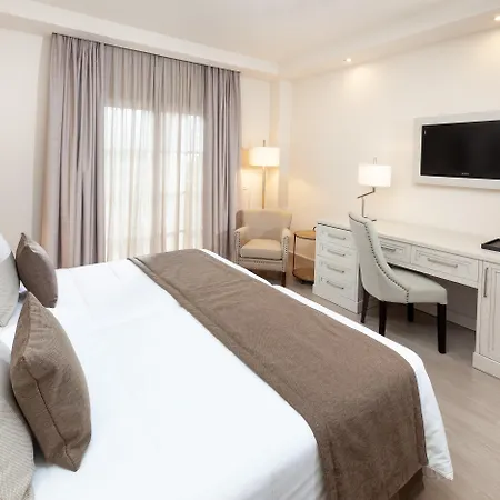 Riu Garoe Hotel