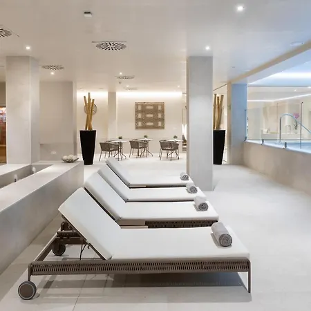 Riu Garoe Hotel 4*